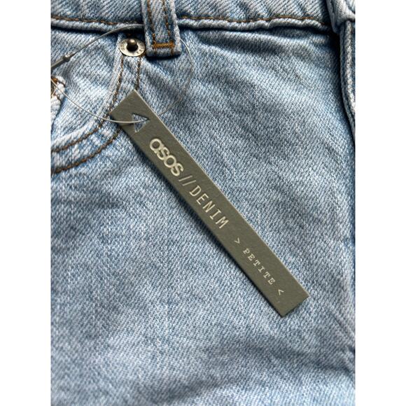 ASOS Petites Denim Mid Rise Shorts UK 8 US 4 NWT - Picture 3 of 5